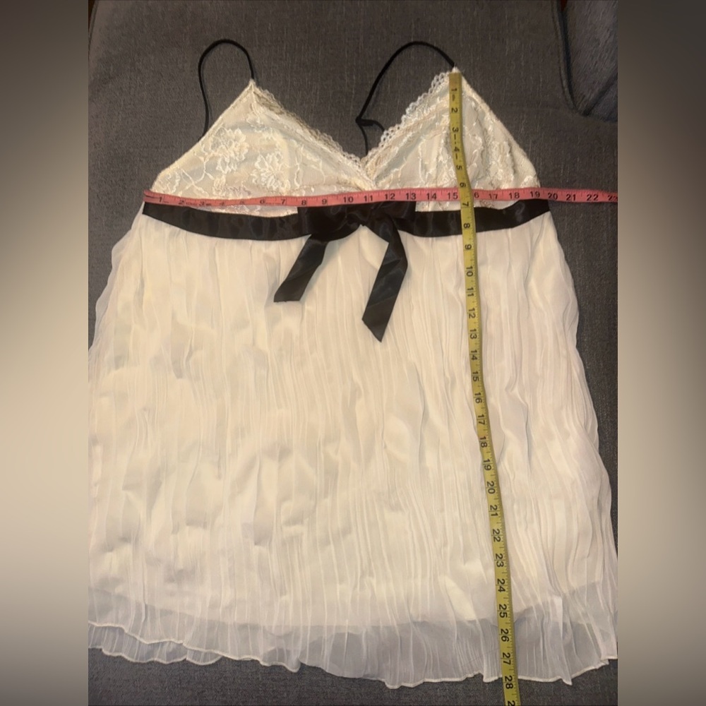 NWT Bloomchic Size 14-16 Ivory Sleeveless Chiffon Tunic Top Adustable Strap - Picture 7 of 7